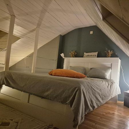 Studio Au Centre De Chimay, Arrivee Autonome Екстер'єр фото